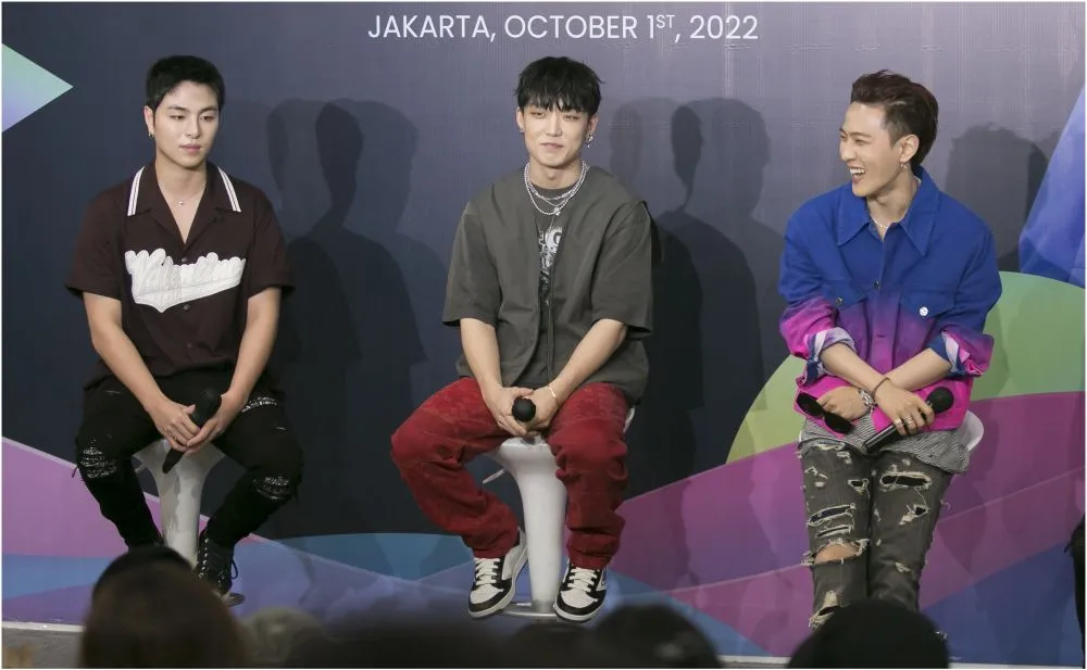 JISPHORIA © JISPHORIA JISPHORIA © JISPHORIA