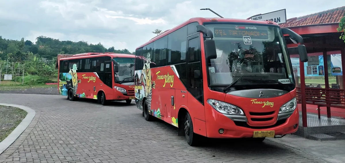 Ketika shelter Trans Jateng tak hanya tempat menaikturunkan penumpang