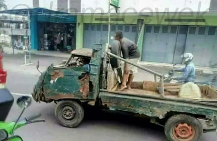 gunakan kendaraan rusak malah nyeleneh © berbagai sumber gunakan kendaraan rusak malah nyeleneh © berbagai sumber