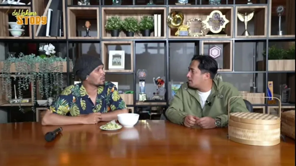 cerita hidup ustaz hanan attaki © 2022 brilio.net