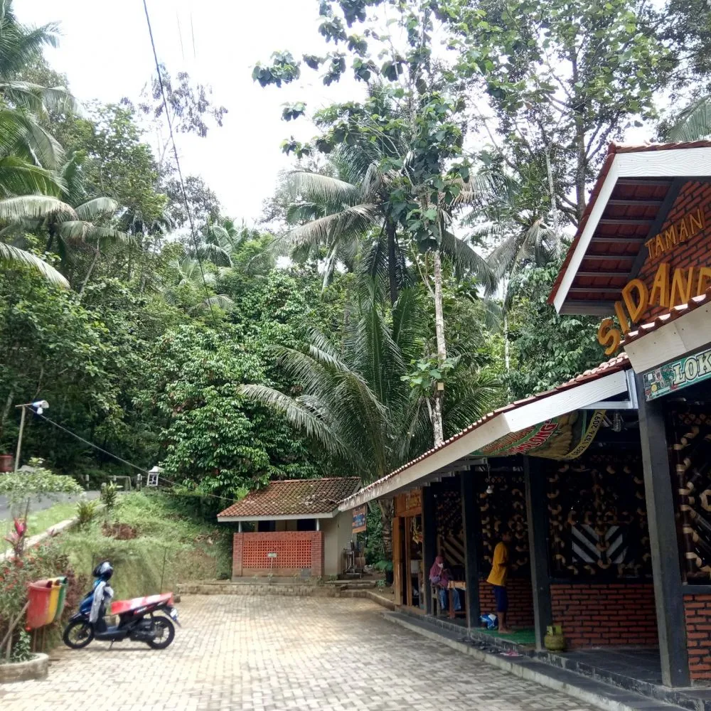 Taman Sidandang istimewa Taman Sidandang istimewa