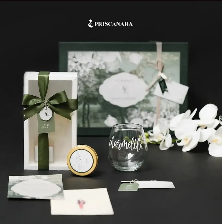 dress bridesmaid nikahan Erina Gudono © berbagai sumber