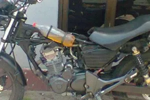 13 Modifikasi tangki untuk wadah bensin yang nggak pas ini bikin aneh lihatnya