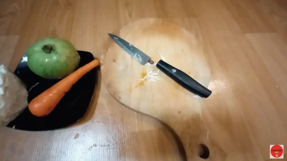 cara memperbaiki gagang pisau lepas © YouTube