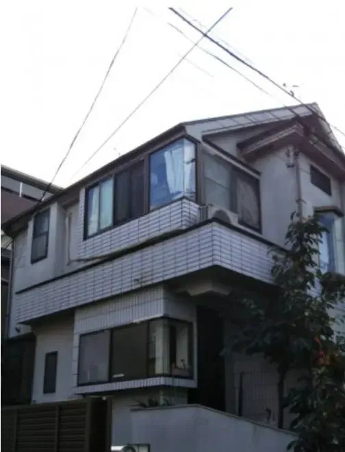 Punya 3 rumah usia 33 tahun © 2023 brilio.net Punya 3 rumah usia 33 tahun © 2023 brilio.net