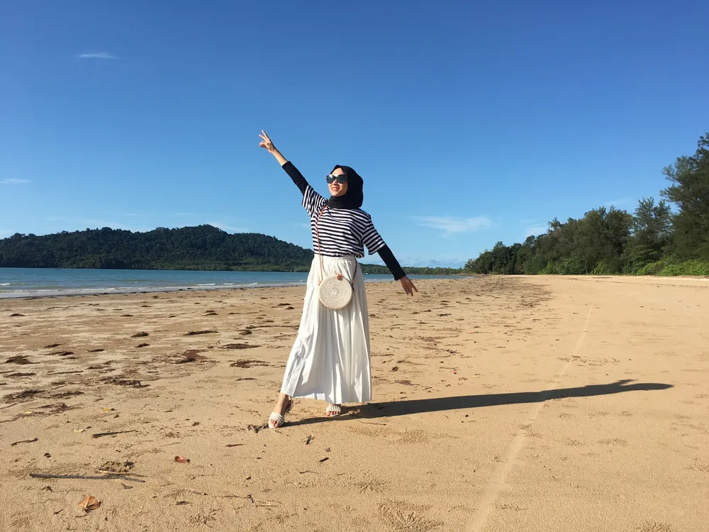 pose di pantai © berbagai sumber pose di pantai © berbagai sumber