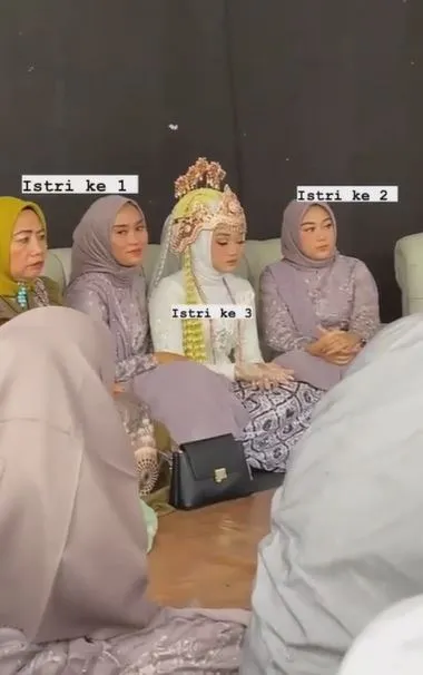 pria menikah tiga kali Berbagai sumber pria menikah tiga kali Berbagai sumber