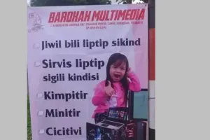 Serba pakai huruf 'i', 17 spanduk jualan lucu ini bikin pelanggan bingung sendiri 