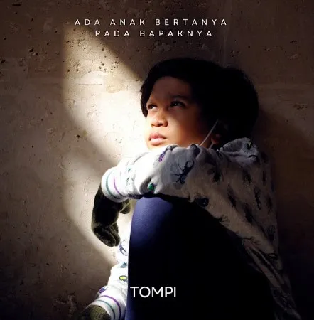 Tompi nyanyikan lagu Bimbo ‘Ada Anak Bertanya Pada Bapaknya’ © Istimewa Tompi nyanyikan lagu Bimbo ‘Ada Anak Bertanya Pada Bapaknya’ © Istimewa