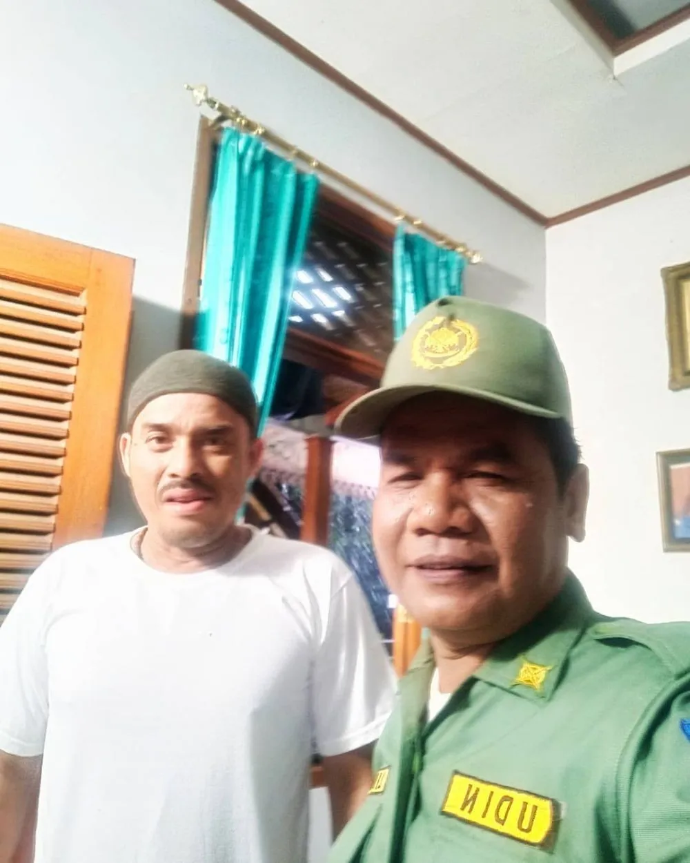 potret persahabatan Asrul dan Udin © 2023 brilio.net potret persahabatan Asrul dan Udin © 2023 brilio.net