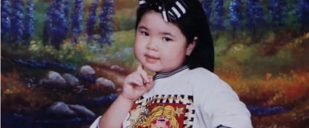 Bocah tembem di iklan wafer ini pilih jadi anggota DPR, intip 9 gayannya saat ke kantor