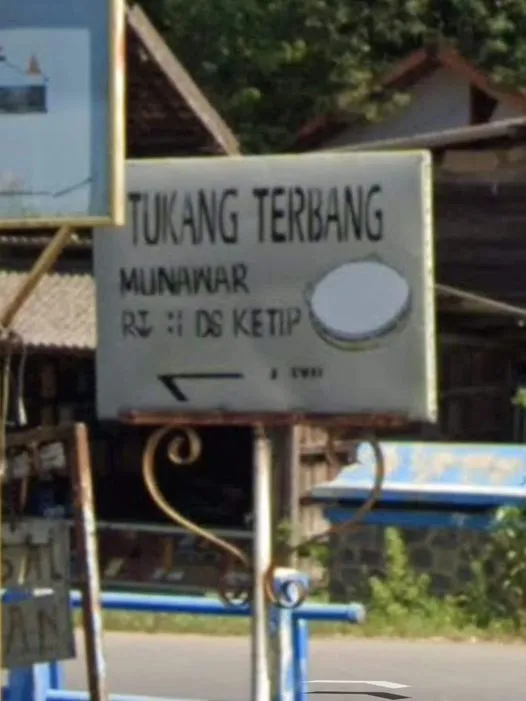 spanduk jualan nggak berguna Berbagai sumber