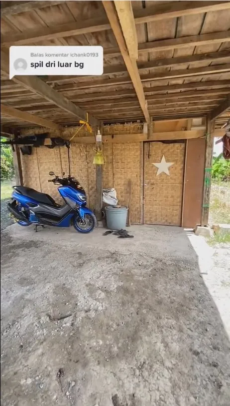  gubuk anyaman bambu interiornya estetik © TikTok/@ramlank_