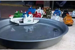 Kini makin langka, 11 potret kocak mainan bocil era 90-an ini bikin nostalgia parah