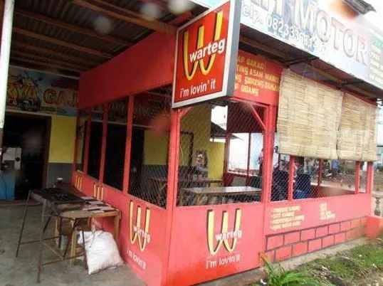 Potret kocak tulisan nama warteg Berbagai sumber