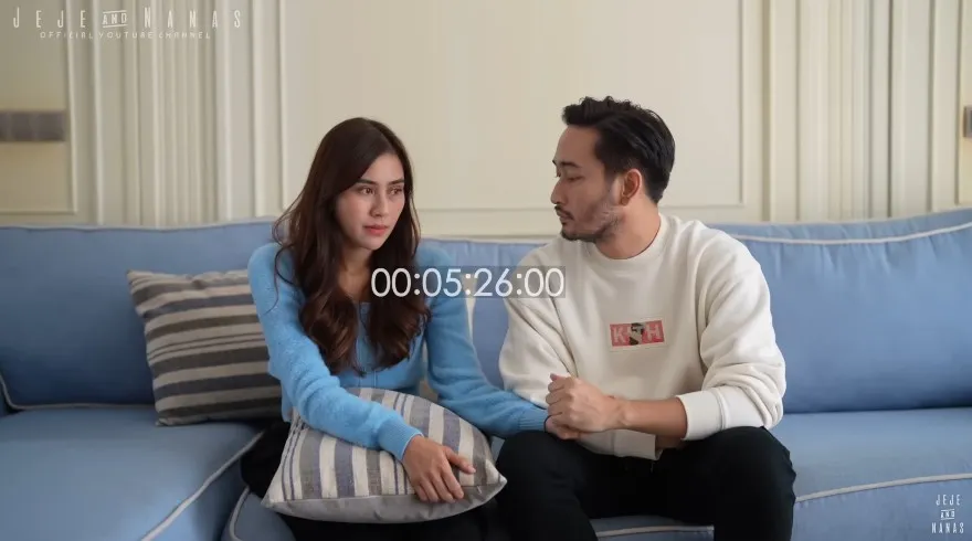 Rendy Kjaernett tuntut Syahnaz © berbagai sumber