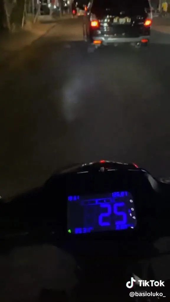 Speedometer modif kelewat canggih © TikTok Speedometer modif kelewat canggih © TikTok