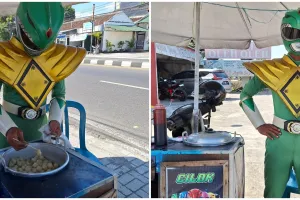 Kisah penjual cilok berkostum Power Ranger, dagangan jadi laris manis usai bergaya totalitas