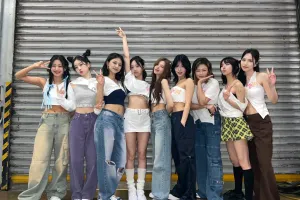 Girl band K-Pop TWICE siap mengguncangkan Jakarta dalam konser TWICE 5TH WORLD TOUR 'READY TO BE'