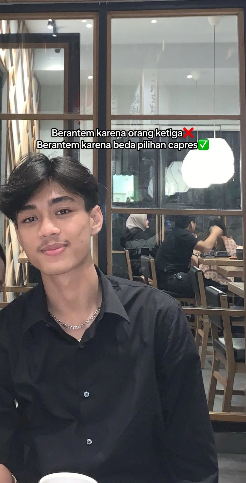 berantem sama pacar karena beda pilihan capres © TikTok berantem sama pacar karena beda pilihan capres © TikTok