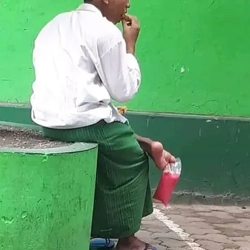 minum nyeleneh tak tertolong berbagai sumber minum nyeleneh tak tertolong berbagai sumber