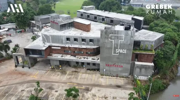 potret kamar dr tompi © YouTube potret kamar dr tompi © YouTube