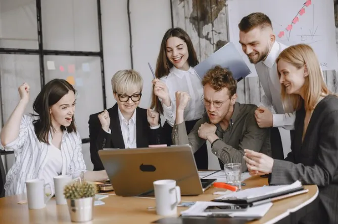 Team quotes © Freepik Team quotes © Freepik