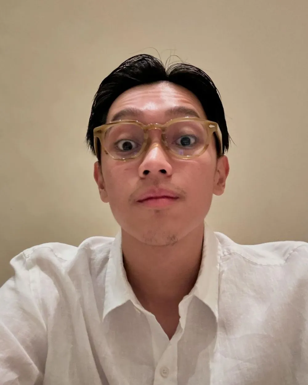 Brandon salim resmi lamar Dhika Himawan di Jepang © 2024 brilio.net