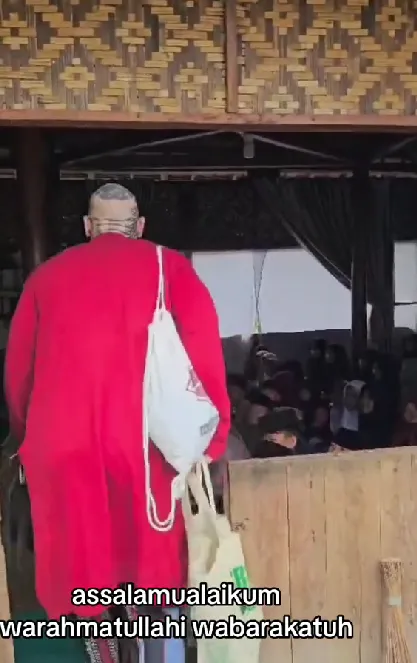 momen bule bertato TikTok/@injoenesia momen bule bertato TikTok/@injoenesia