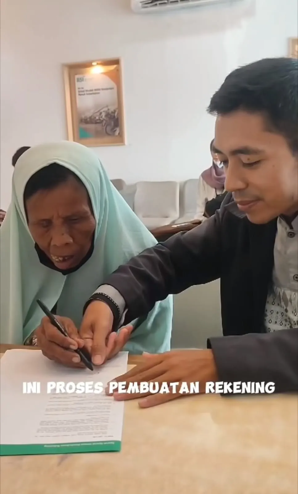 penampakan rumah mbak sombret © TikTok