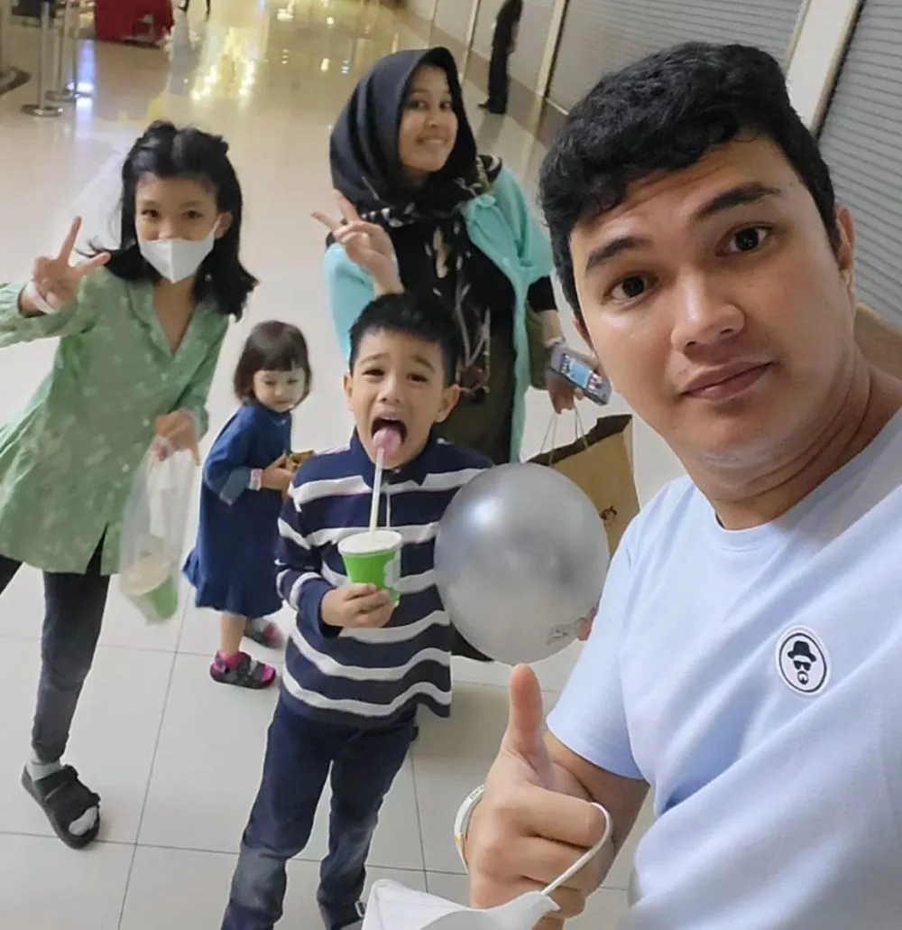 Seleb ini tak gengsi pakai BPJS Kesehatan © 2024 Instagram