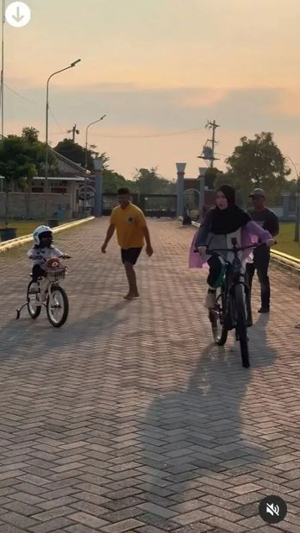 chacha frederica ubah jadi mini zoo © 2024 Instagram chacha frederica ubah jadi mini zoo © 2024 Instagram