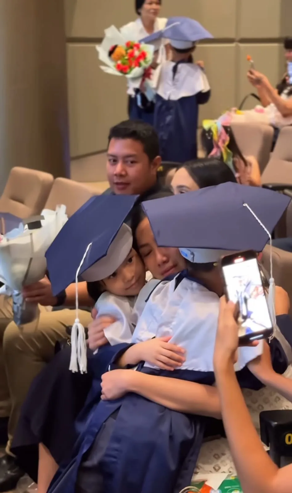 tamara tyasmara datang wisuda dante © Instagram tamara tyasmara datang wisuda dante © Instagram