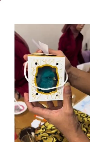  Nikahan ini sediakan suvenir antimainstream buat tamu undangan TikTok/@skoooy3 