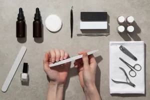 [KUIS] Kebiasaan membersihkan kuku bisa ungkap seberapa cepat kamu melupakan mantan