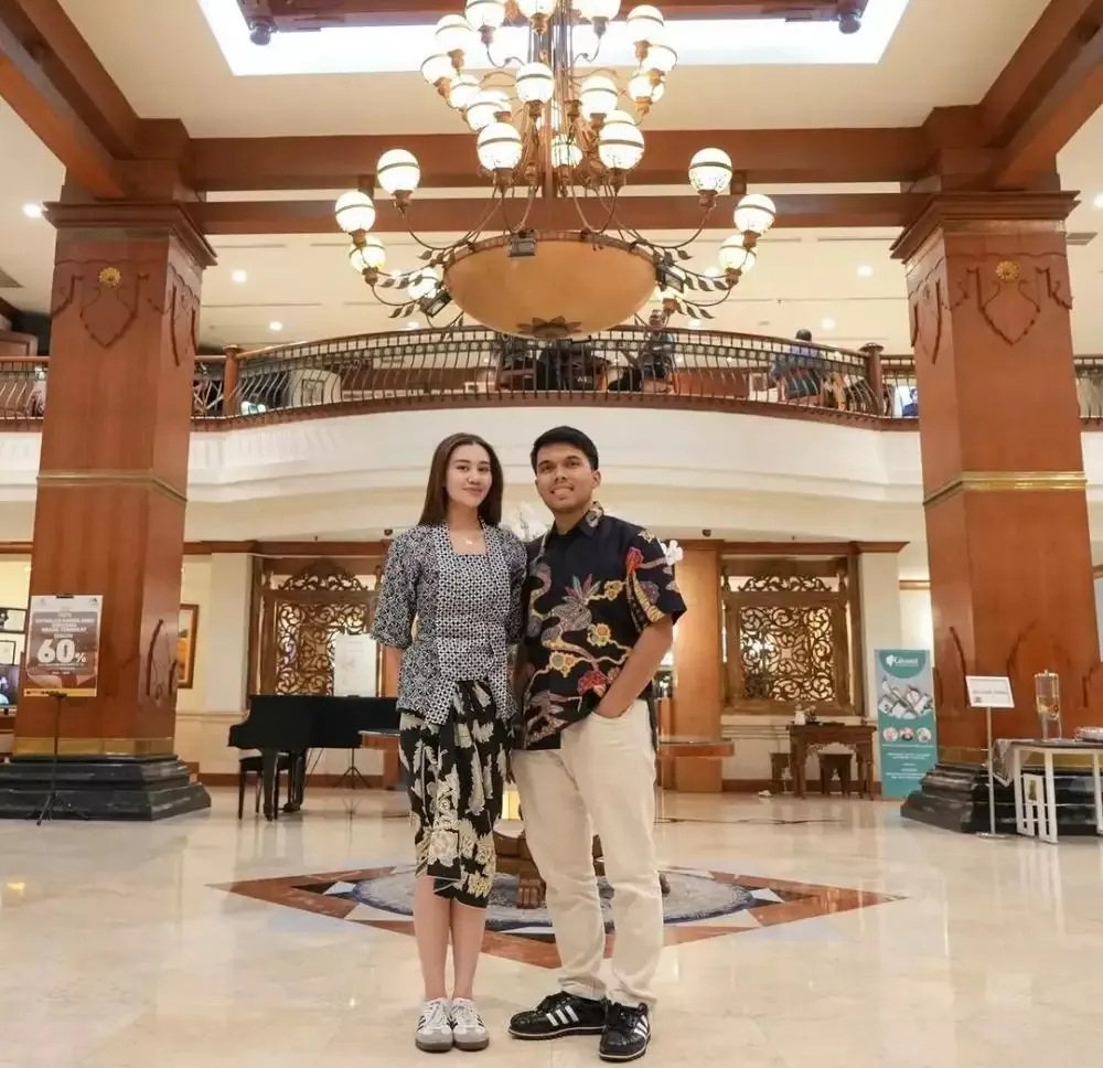 Kisah perjalanan cinta Aaliyah Massaid dan Thariq Halilintar berbagai sumber