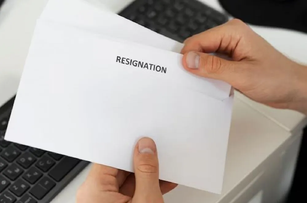 Contoh surat pengunduran diri kerja freepik.com Contoh surat pengunduran diri kerja freepik.com