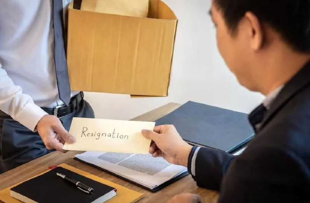 Contoh surat pengunduran diri kerja freepik.com Contoh surat pengunduran diri kerja freepik.com