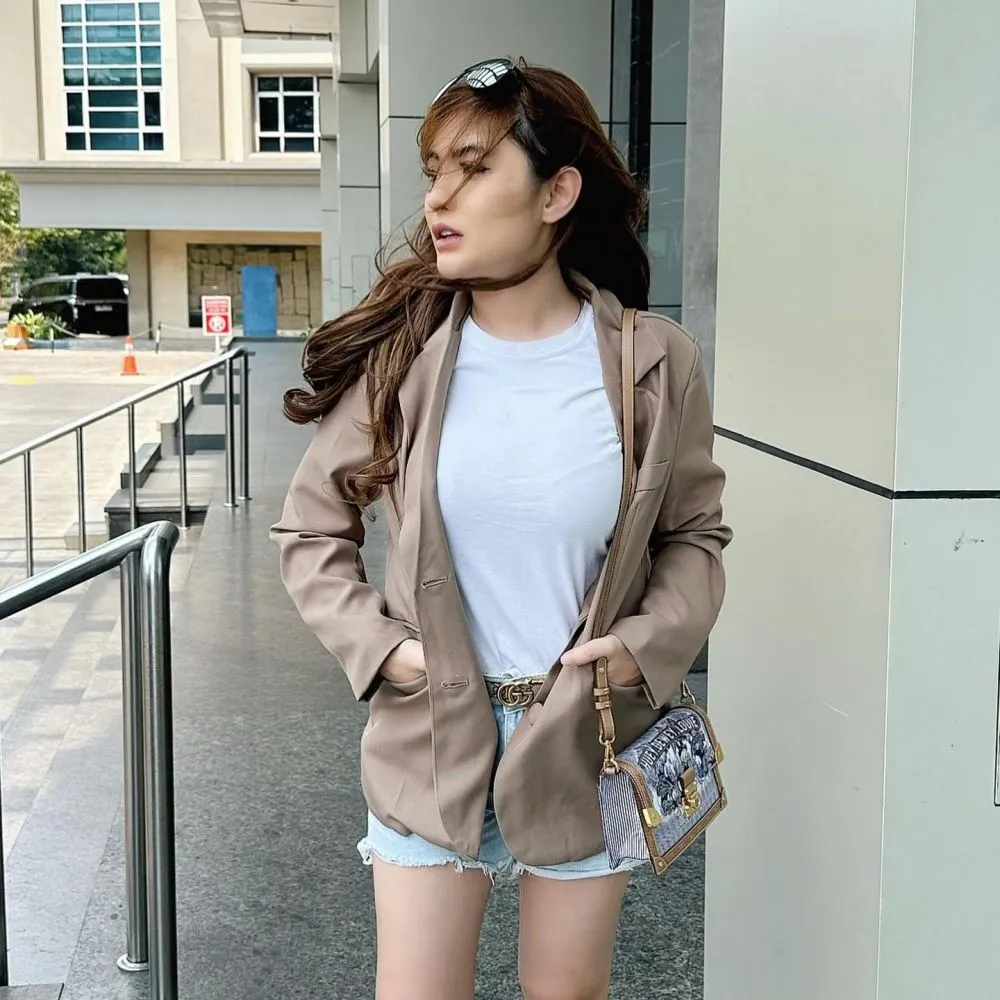 kontroversi Angela Lee © Instagram