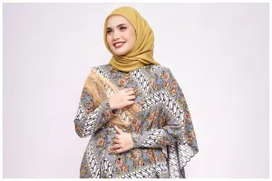 [KUIS] Dapat undangan tapi bingung mau pakai baju apa? Cek inspirasi outfit kondangan ala seleb yuk!