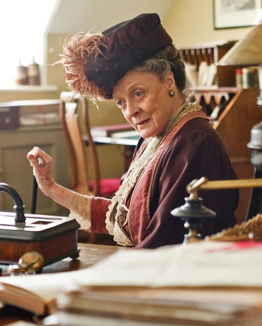 Maggie Smith meninggal dunia dari berbagai sumber