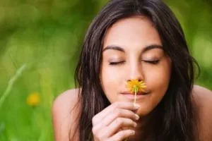 Punya perasaan kelewat sensitif, 5 zodiak ini sering merasa tersakiti