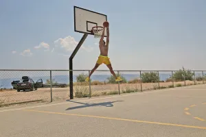 Memahami tiga macam lemparan dalam permainan bola basket