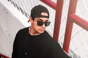 Tanggapi isu perselingkuhan, Salim Nauderer tegaskan hanya berteman dengan Azizah Salsha