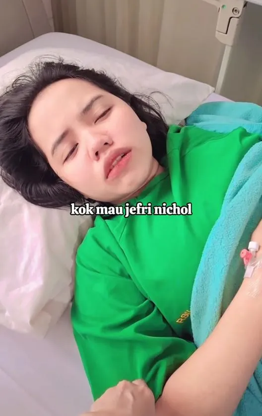 Momen cewek nanyain pesan dari Jefri Nichol © 2024 brilio.net