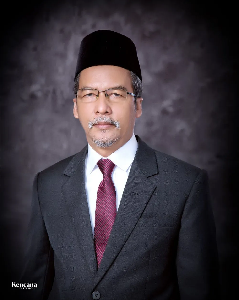 Dekan FIB UGM © 2024 brilio.net Dekan FIB UGM © 2024 brilio.net