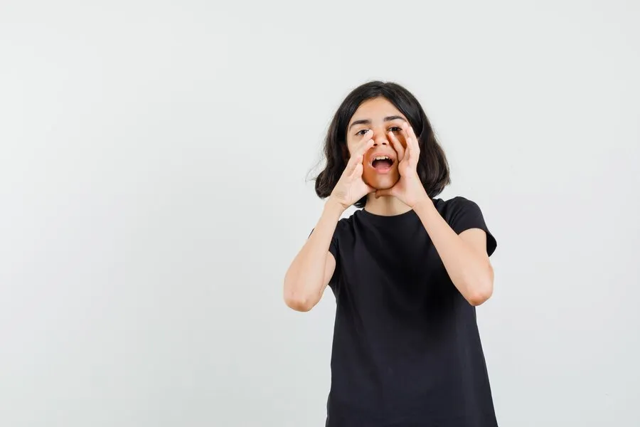 Mitos bersiul di malam hari © 2024 freepik.com Mitos bersiul di malam hari © 2024 freepik.com