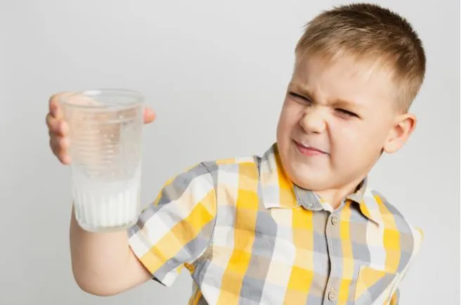 perbedaan alergi susu dan intoleran laktosa © 2024 brilio.net perbedaan alergi susu dan intoleran laktosa © 2024 brilio.net