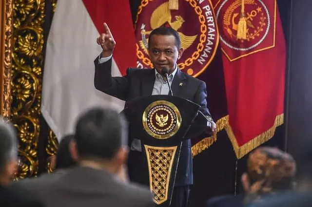 Gelarnya doktornya ditangguhkan © Instagram