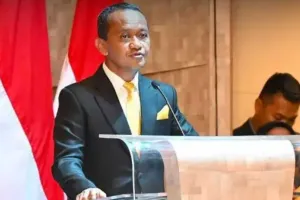 Program SKSG UI ditutup sementara imbas kasus gelar doktor, Bahlil Lahadalia gagal wisuda?